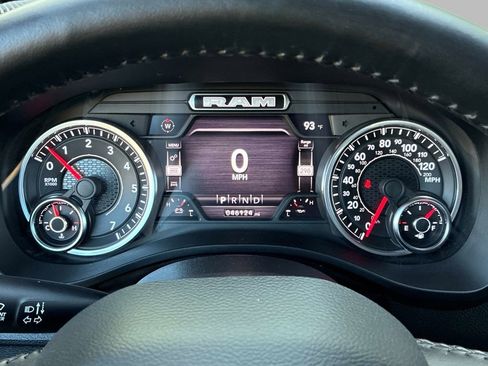 Used 2022 RAM 1500 Big Horn AWD/4WD image 22