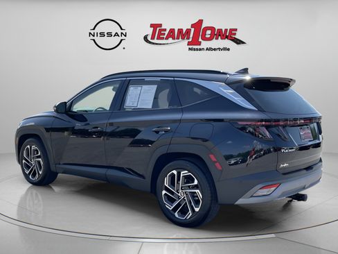 Used 2025 Hyundai Tucson Limited FWD image 6