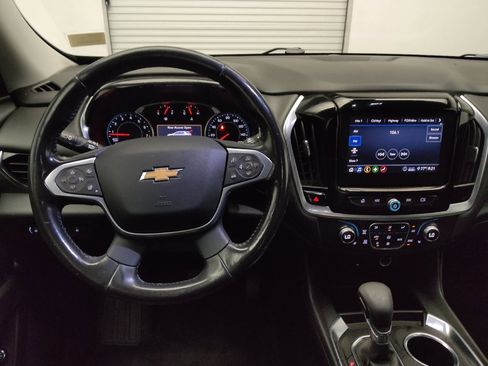 Used 2021 Chevrolet Traverse LT FWD image 22
