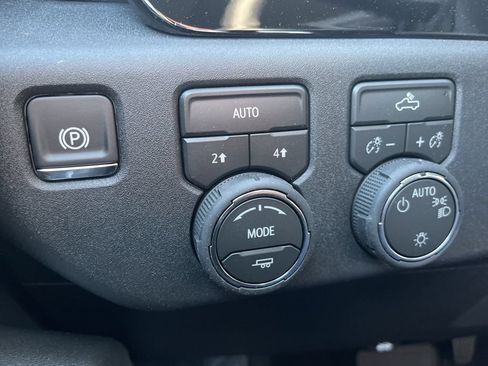 New 2026 Chevrolet Silverado 1500 LT AWD/4WD image 18