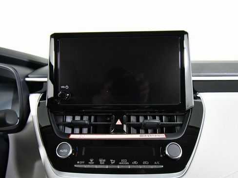 New 2026 Toyota Corolla LE image 4