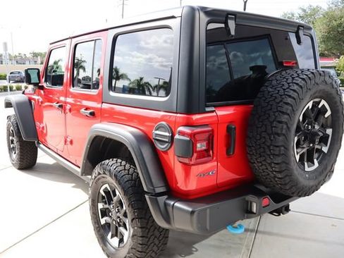 Used 2024 Jeep Wrangler Unlimited Rubicon 4xe AWD/4WD image 6