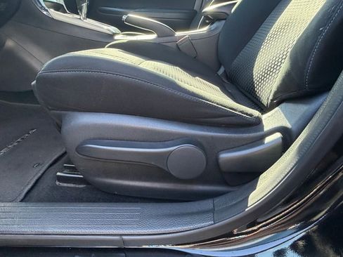 Used 2019 Nissan Sentra SR image 12