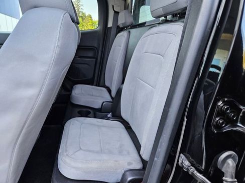 Used 2015 Chevrolet Colorado LT w/ LT Convenience Package AWD/4WD image 14