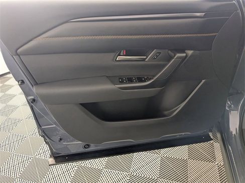 Used 2025 MAZDA CX-50 AWD 2.5 S w/ Premium Plus Pkg image 10