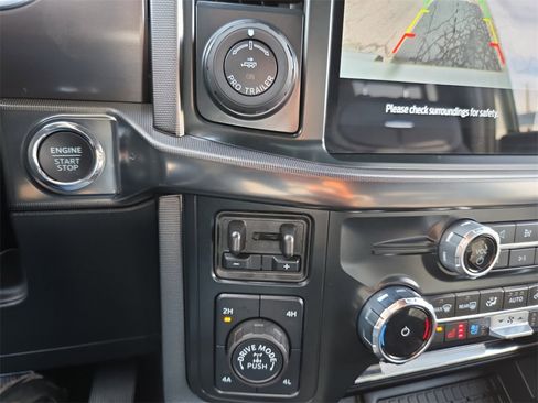 Used 2024 Ford F150 Platinum w/ FX4 Off-Road Package image 16