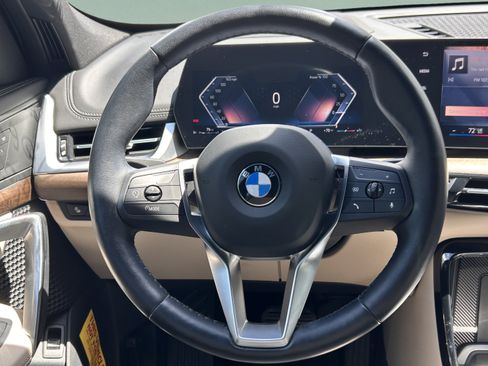 Used 2024 BMW X1 xDrive28i w/ Technology Package AWD/4WD image 9