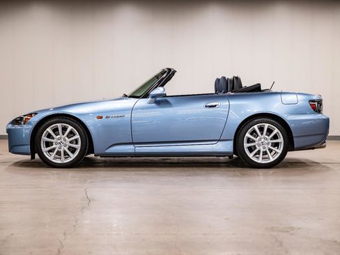 Used 2006 Honda S2000 image 6