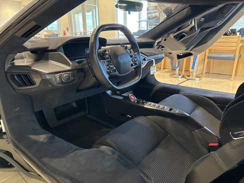 Used 2022 Ford GT image 45