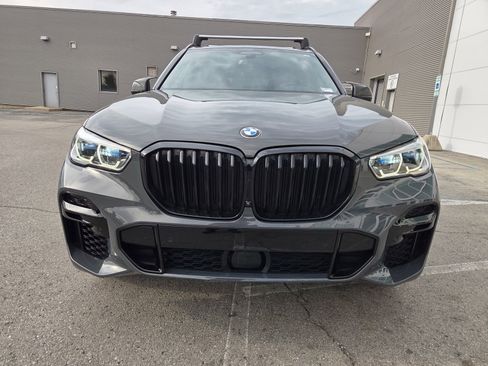 Used 2022 BMW X5 M50i w/ Executive Package AWD/4WD image 3
