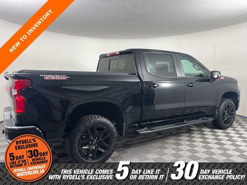 Certified 2022 Chevrolet Silverado 1500 LT Trail Boss w/ Convenience Package II image 3