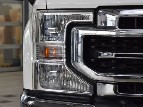 Used 2022 Ford F350 Lariat w/ Lariat Ultimate Package AWD/4WD image 11