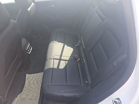 New 2026 Chevrolet Equinox LT w/ Convenience Package II image 21