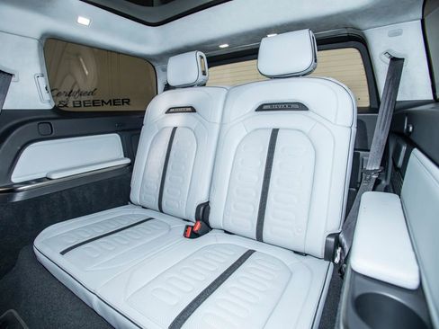 Used 2023 Rivian R1S Adventure image 45