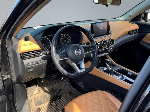 Used 2021 Nissan Sentra SV w/ SV Premium Package FWD image 14