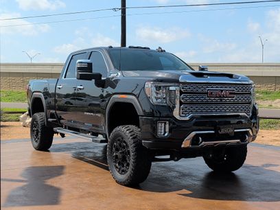 Used 2020 GMC Sierra 2500 Denali w/ Denali Ultimate Package