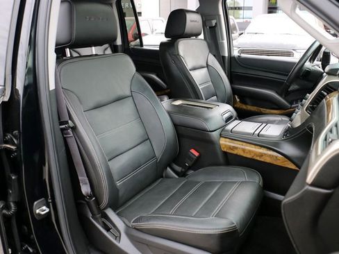 Used 2017 GMC Yukon XL Denali w/ Open Road Package AWD/4WD image 36