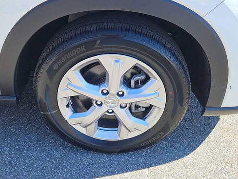 Certified 2025 Honda HR-V LX image 19