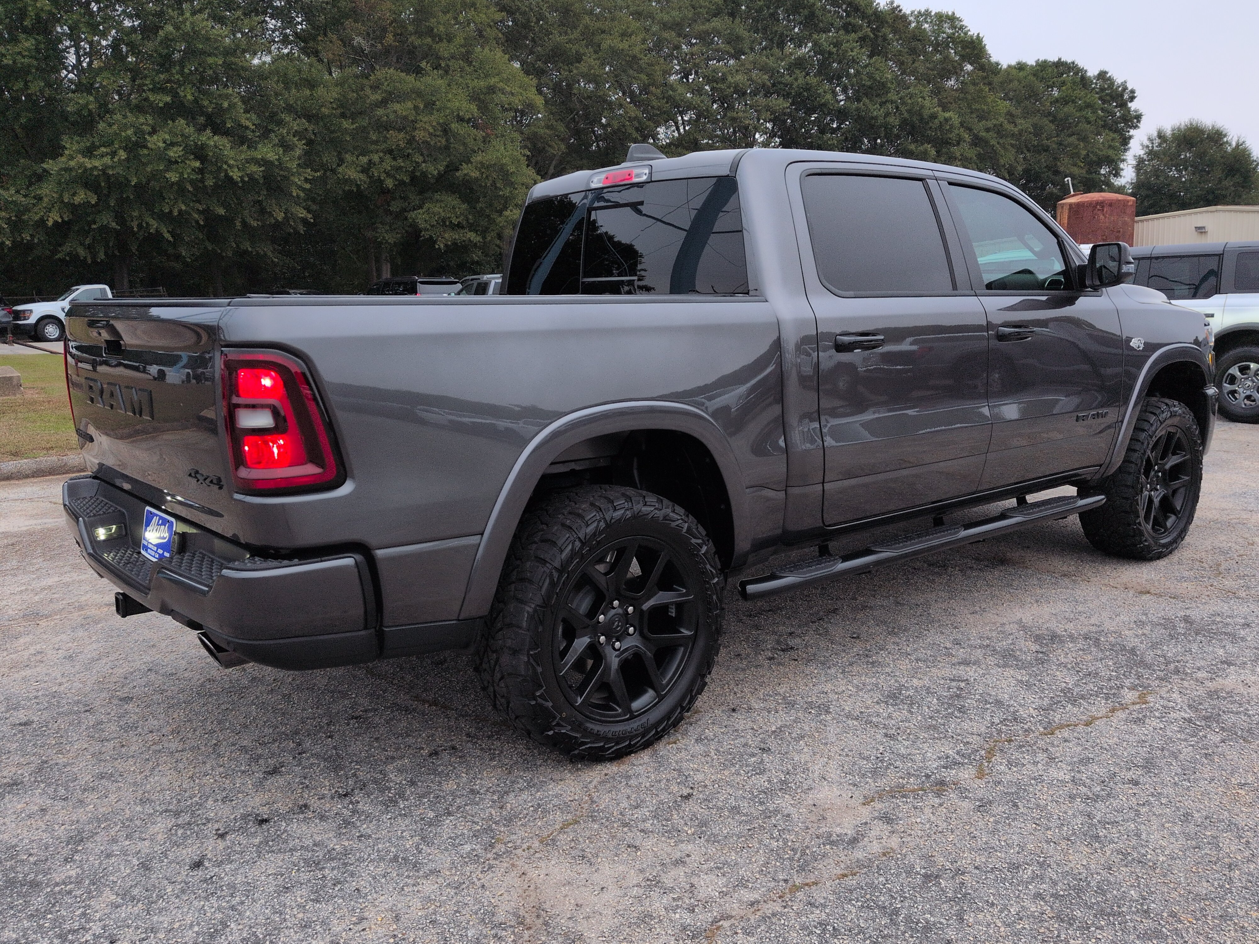 Used 2026 RAM 1500 Laramie w/ Night Edition AWD/4WD image 3