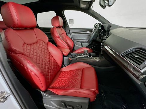 Used 2024 Audi SQ5 Premium Plus w/ Premium Plus Package AWD/4WD image 8