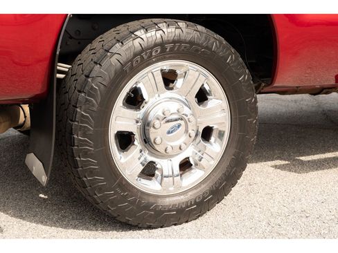 Used 2016 Ford F250 Lariat w/ Lariat Ultimate Package image 30