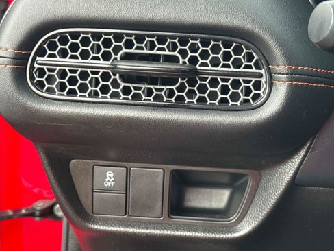 Certified 2023 Honda HR-V Sport image 29