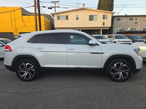 Certified 2023 Volkswagen Atlas Cross Sport SEL image 1