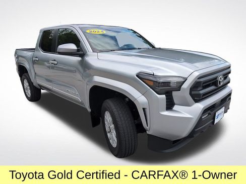Certified 2024 Toyota Tacoma SR5 AWD/4WD image 9