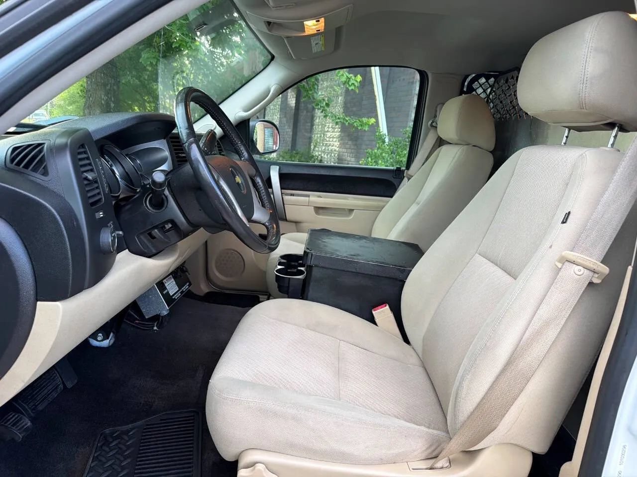 Used 2010 Chevrolet Silverado 1500 2WD Crew Cab Hybrid image 15