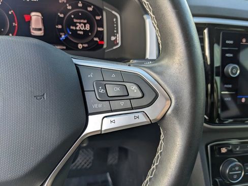 Used 2023 Volkswagen Atlas SE w/ Black Wheel Package image 30