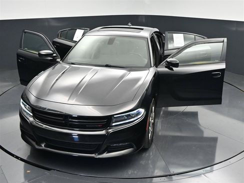 Used 2016 Dodge Charger SXT w/ AWD Plus Group image 35