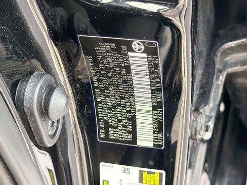 Used 2025 Toyota Corolla LE image 21