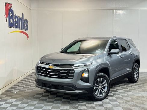 New 2026 Chevrolet Equinox LT AWD/4WD image 2