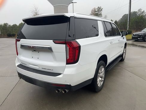 Used 2024 GMC Yukon XL Denali image 4