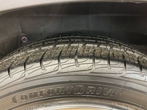 Used 2020 Toyota Highlander Limited image 8