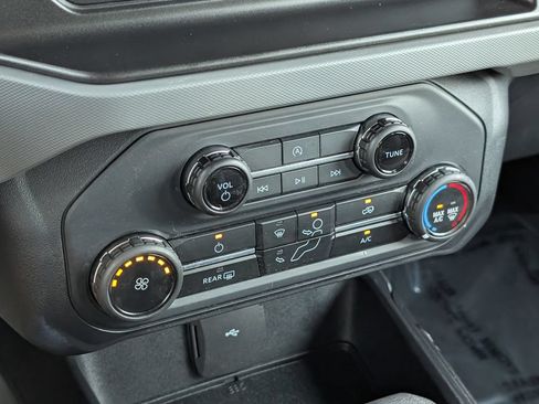 Used 2023 Ford Bronco 2-Door AWD/4WD image 17