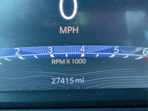 Used 2025 Jeep Grand Cherokee Altitude image 31