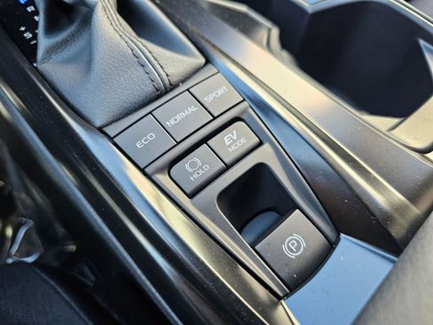 Used 2026 Toyota Camry LE FWD image 34