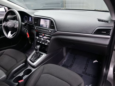 Used 2020 Hyundai Elantra SEL w/ Cargo Package (C1) FWD image 14