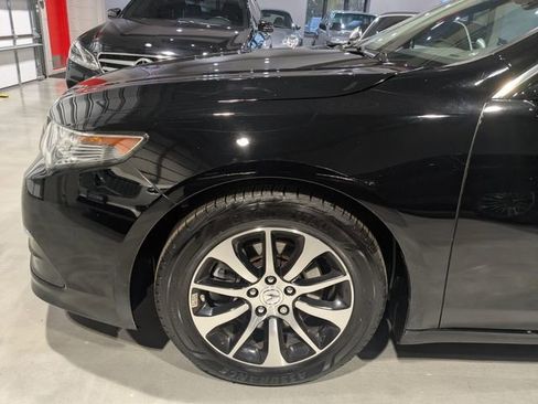 Used 2017 Acura TLX w/ Technology Package image 4
