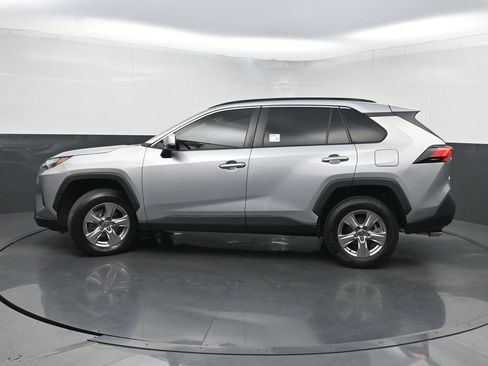 Used 2022 Toyota RAV4 XLE w/ Convenience Package image 41