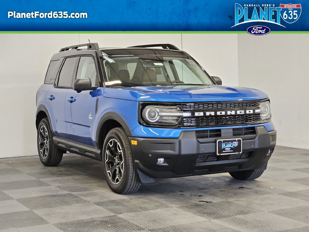 New 2025 Ford Bronco Sport Outer Banks w/ Outer Banks Tech Package+ AWD/4WD image 2