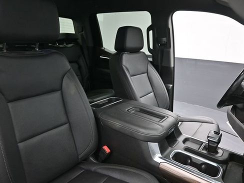 Used 2022 Chevrolet Silverado 1500 RST w/ Redline Edition AWD/4WD image 13