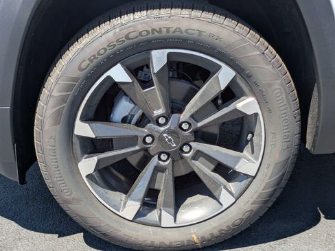 New 2026 Chevrolet Equinox RS w/ Safety and Technology Package FWD image 33