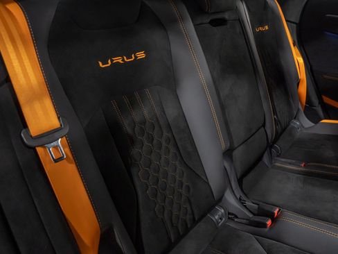 Used 2024 Lamborghini Urus Performante AWD/4WD image 95