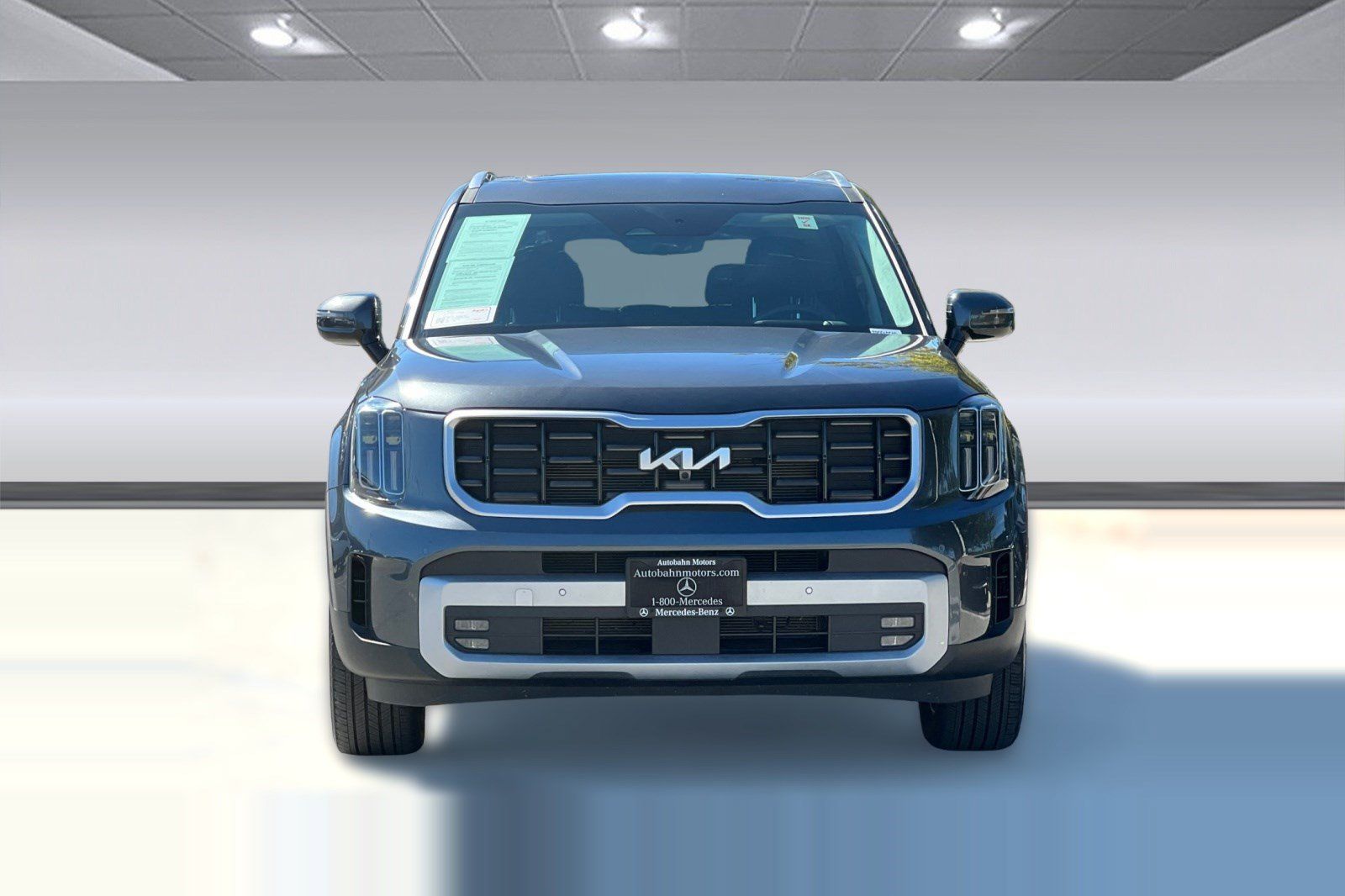 Used 2024 Kia Telluride SX Prestige w/ Towing Package AWD/4WD image 5