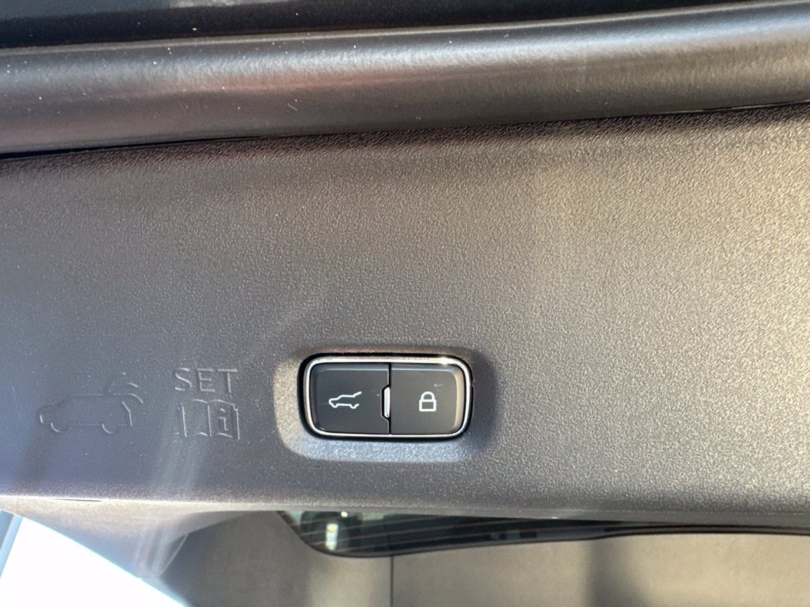 Certified 2025 Ford Expedition Active AWD/4WD image 44