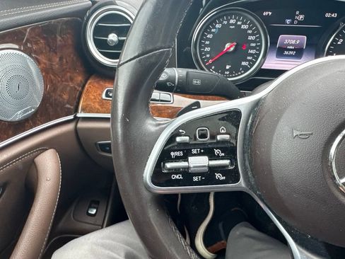 Used 2019 Mercedes-Benz E 300 4MATIC image 15