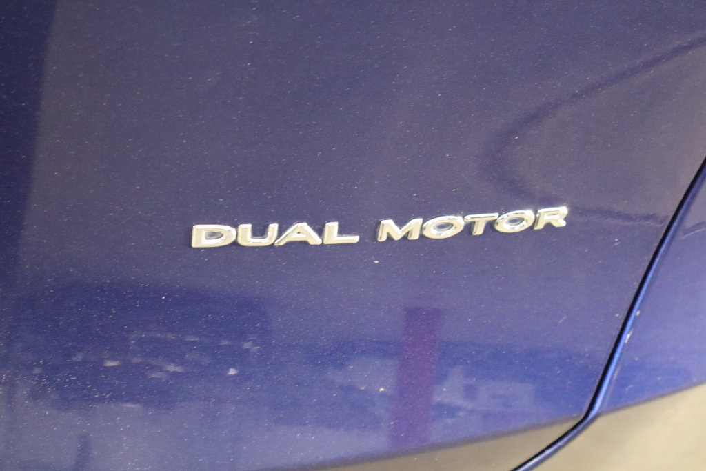 Used 2023 Tesla Model Y Long Range AWD/4WD image 48
