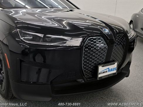 Used 2024 BMW iX xDrive50 AWD/4WD image 5